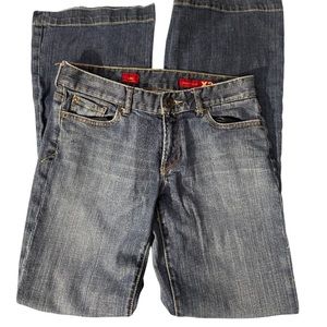 X2 Blue Jeans Quality Denim Low Rise Women’s Bootcut Size 8 Long Waist 31”